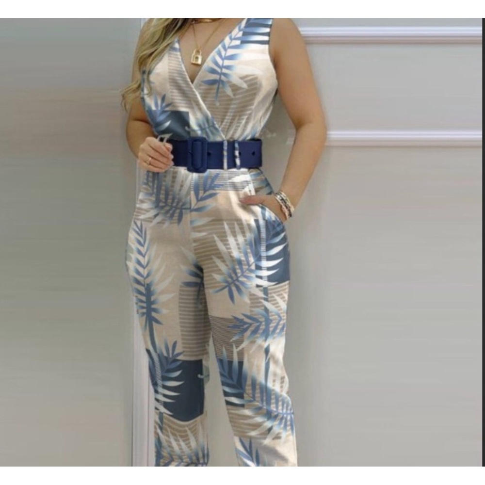 Women’s Tropical Print Sleeveless Pocket Design Backless Jumpsuit, Size Large